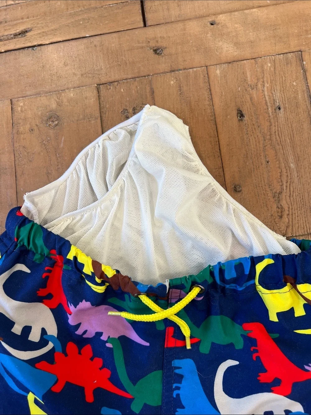 Baby Boden colorful dinosaur swim trunks and sun hat 3-4 years